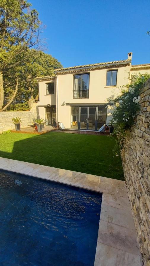 La Closerie Du Chateau Uzes Exterior photo